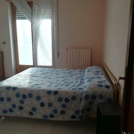 Casa Vacanza La Grazia דירה *